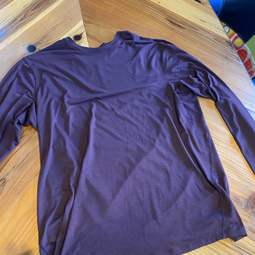 Lululemon men’s long sleeve loungewear